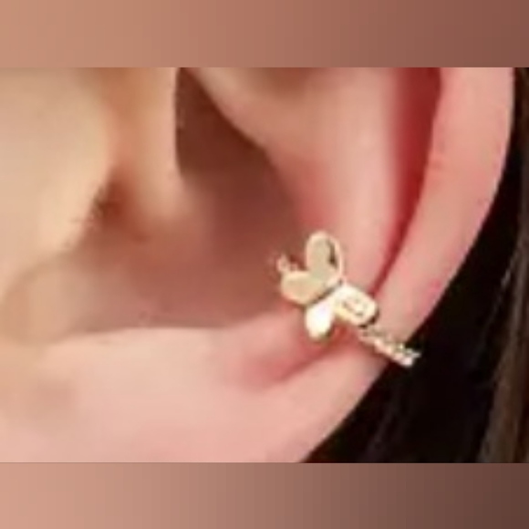 New COACH Butterfly Ear Cuff NWT - Picture 2 of 8